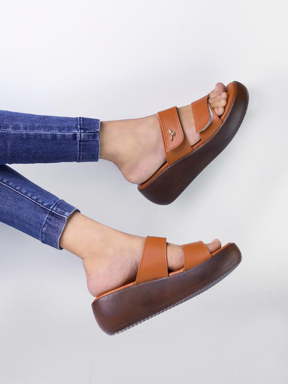 Meera Curvy Velcro Tan Flatform Sandals Monrow Shoes