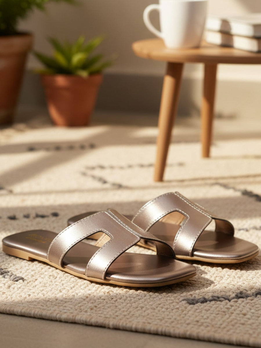 Irma Gun Metal Flats