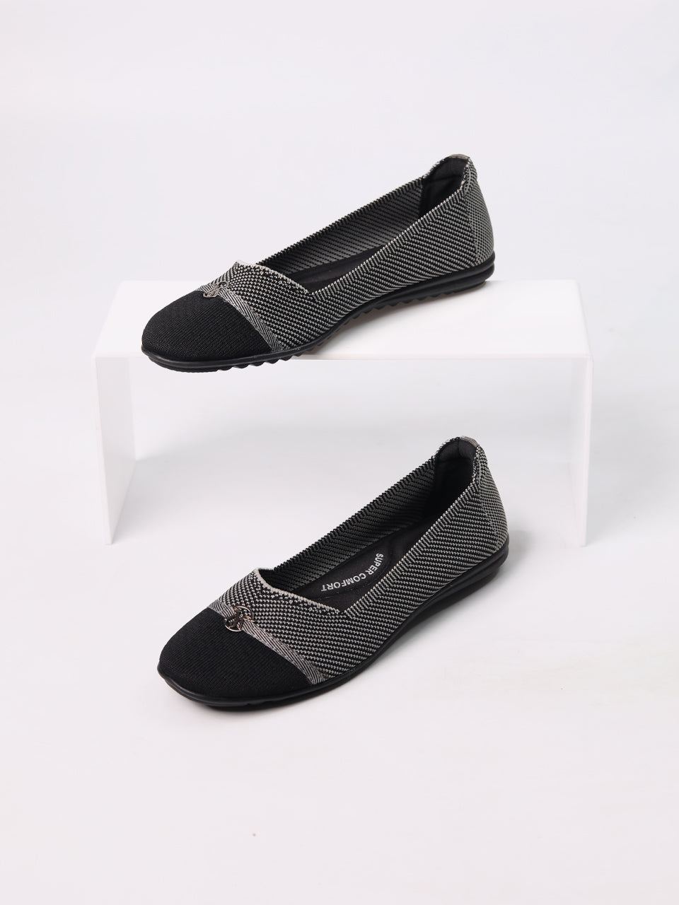 Ivy Black Flat Regularwear women's casual Ballerinas – Monrow Shoes