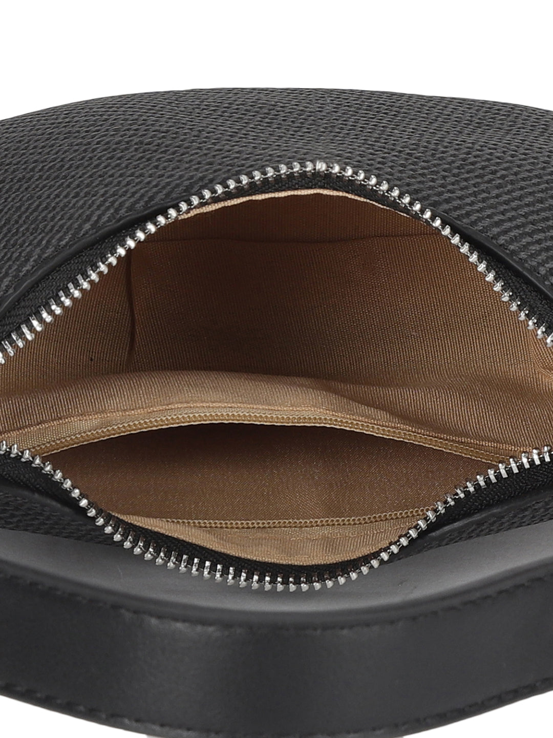 Clovi Black Handheld Bag