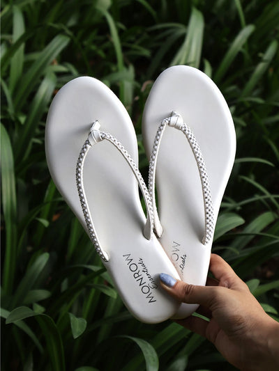 Andrea White Flats