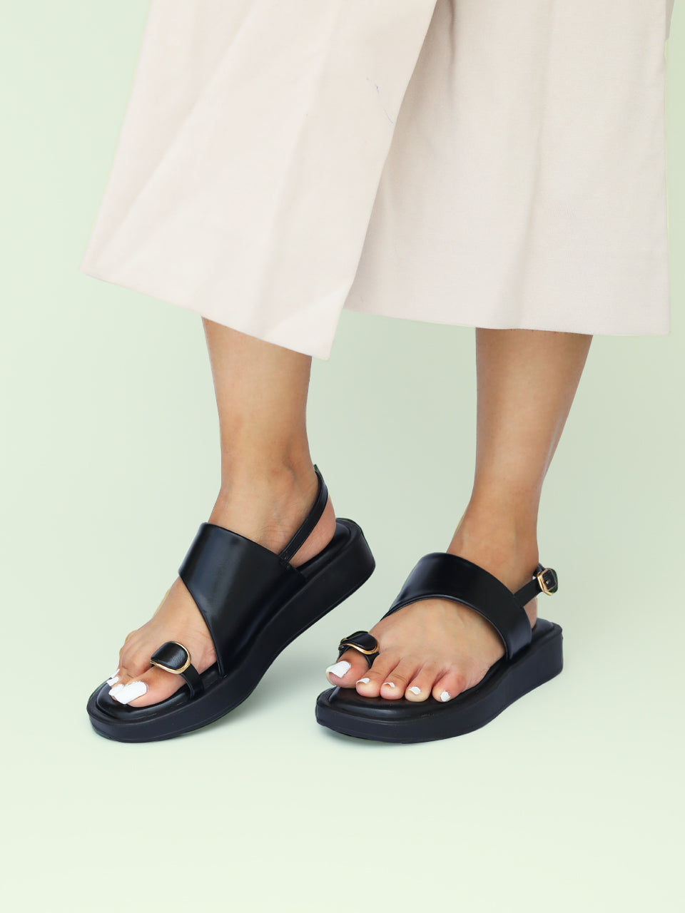 Gracey Black Flat