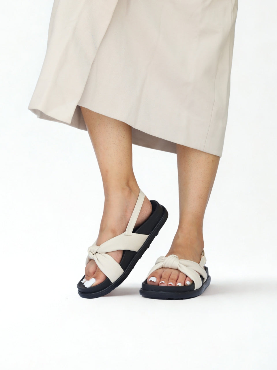 Noelle White Flat