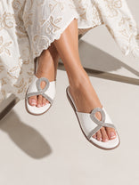 Maire  White Flats