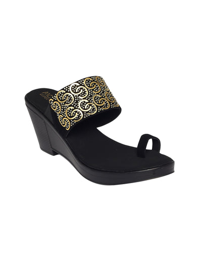 Gianna Gold Wedge