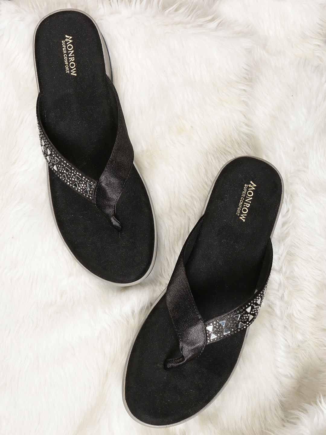 Aana Black Heel