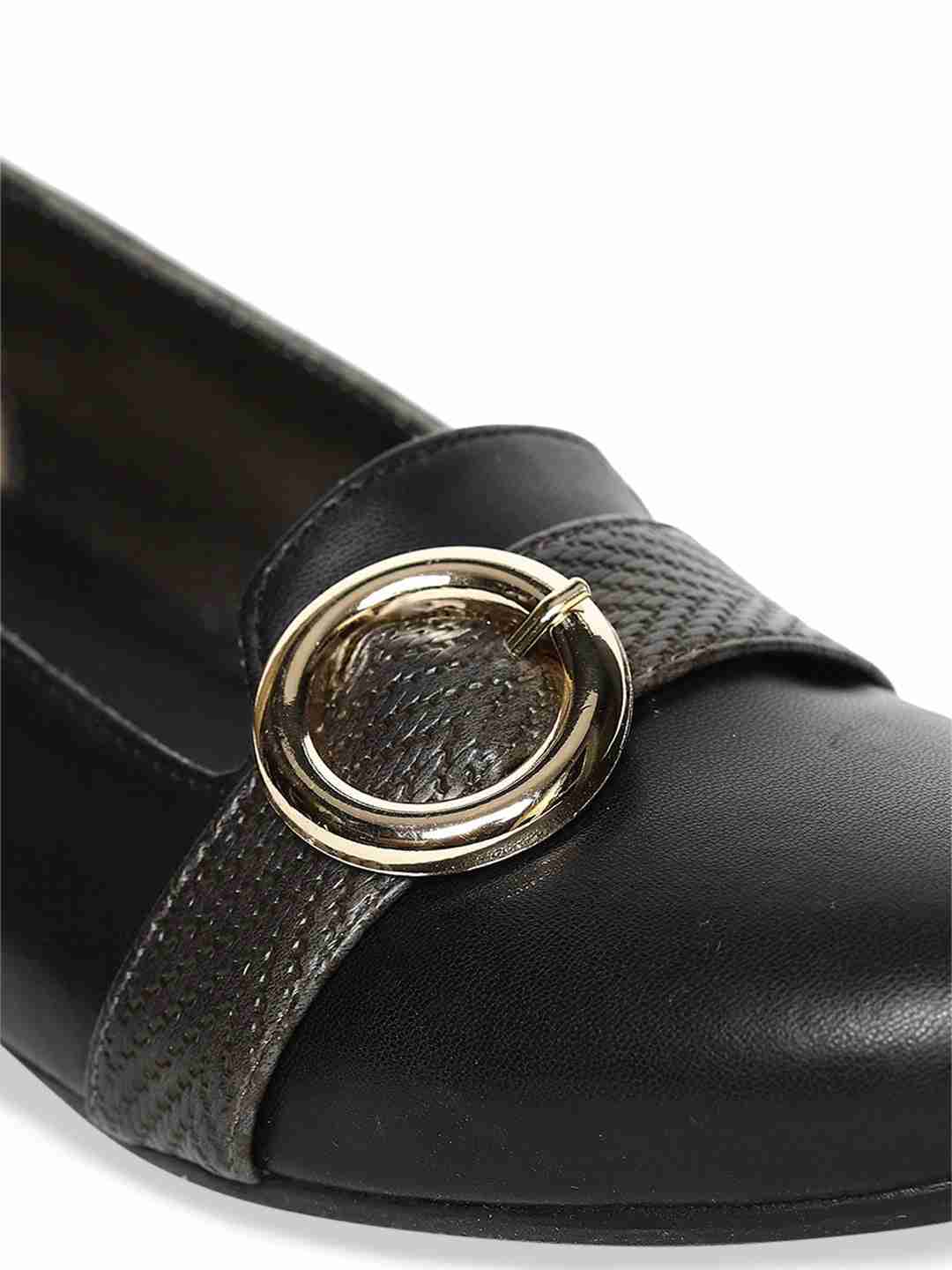 Joslyn Black Textured Ballerinas