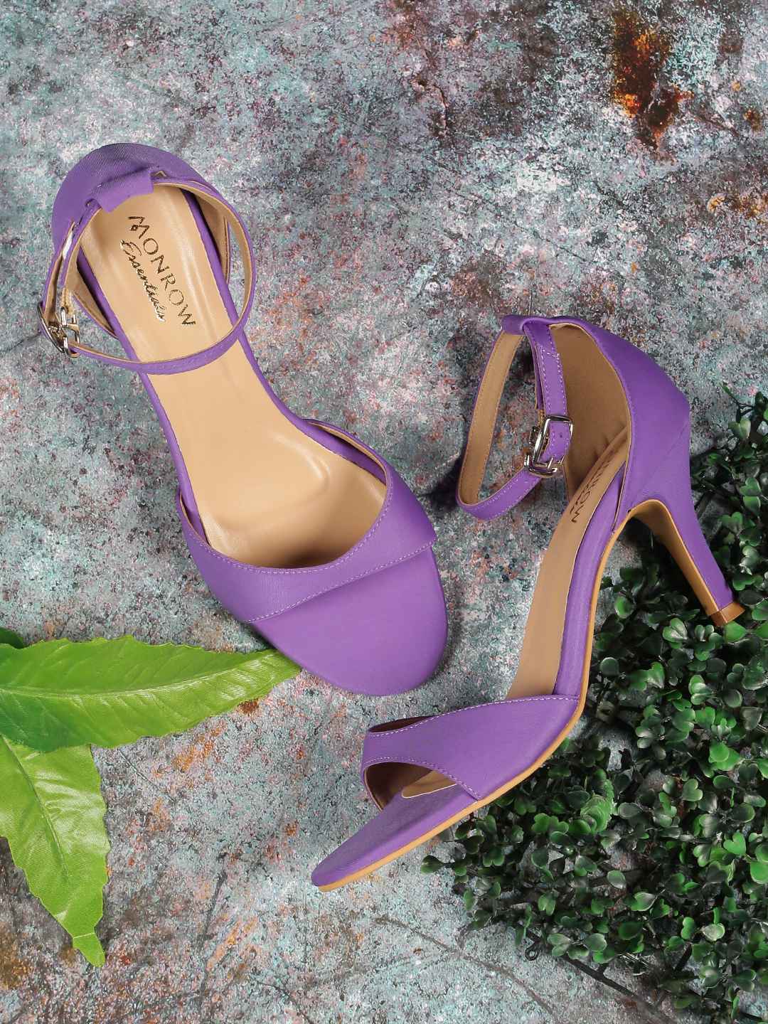 Women's Classic Round Toe Pump Kitten Low Heel Shoes, Velvet Black, 7.5 price in Saudi Arabia Women's Classic Round Toe Pump Kitten Low Heel Shoes, Velvet Black, 7.5 price in Saudi Arabia