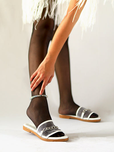 Eleisha White Flats